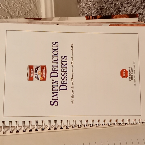 🔥 BLOWOUT SALE Lot of cookbooks Pre loved - Picture 3 of 5